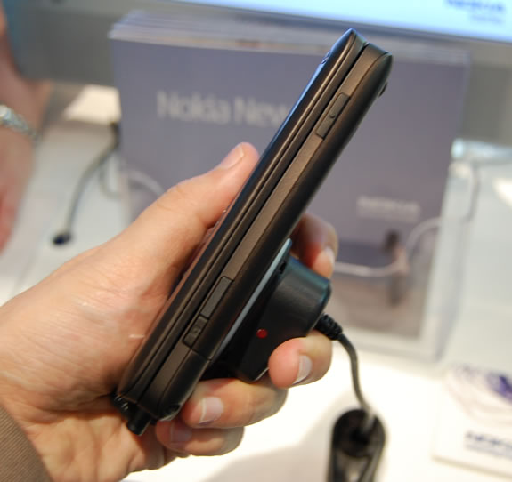 Nokia E90 — теперь официально. Фото.
